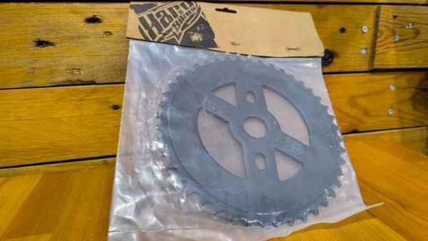 NOS NIB Haro &Delta;ί&sigma;&kappa;&omicron;&sigmaf; BMX Alloy C/W Stamped Sprocket Aluminum 44T Black