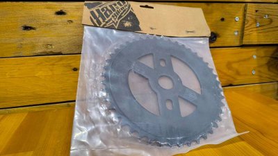 NOS NIB Haro &Delta;ί&sigma;&kappa;&omicron;&sigmaf; BMX Alloy C/W Stamped Sprocket Aluminum 44T Black