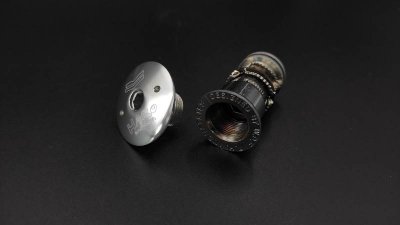 NOS HARO &Tau;ά&pi;&alpha; - &Kappa;&omicron;&upsilon;&kappa;&omicron;&upsilon;&nu;ά&rho;&alpha; &Pi;&iota;&rho;&omicron;&upsilon;&nu;&iota;&omicron;ύ Ahead Top Cap 1" Silver